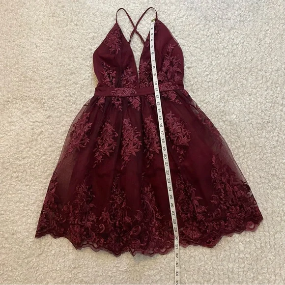 NWT Lulus A Love to Remember Wine Red Lace Backless Skater Dress - Size XS - Picture 8 of 11